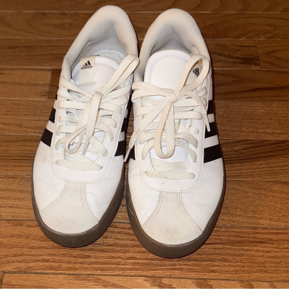 Adidas Court Casual Sneakers